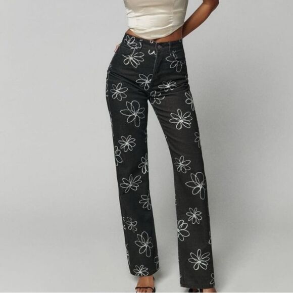 Reformation Denim - Reformation Black and White Daisy High-Rise Straight Long Jeans Size 27